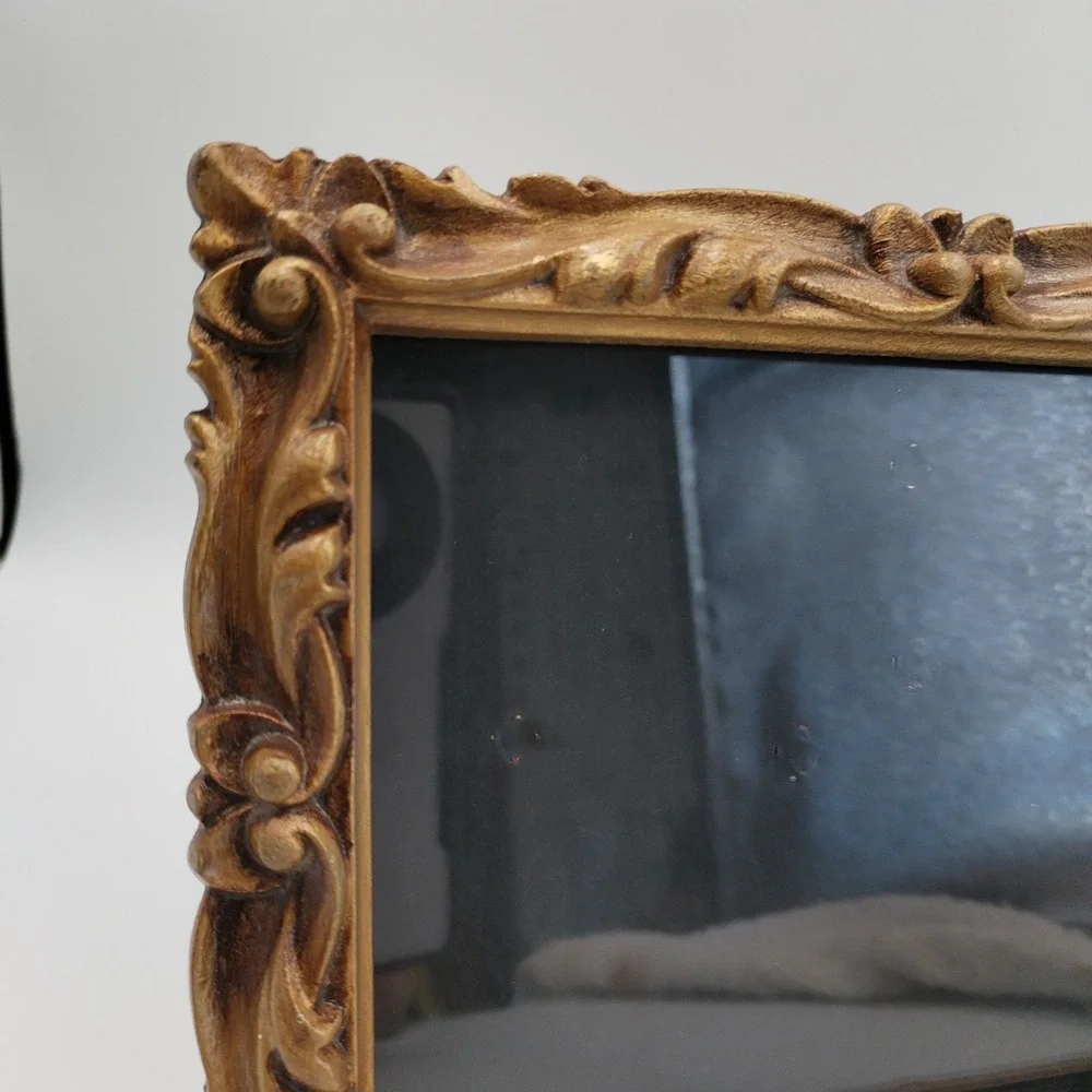 Vintage Ornate Gold Picture Frame 5x7 Baroque Rococo Scroll Resin Tabletop Wall